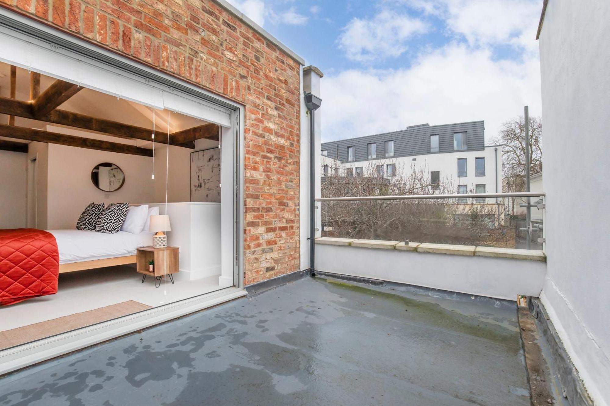 Contemporary 2 Bed Home In Lansdown Cheltenham Esterno foto